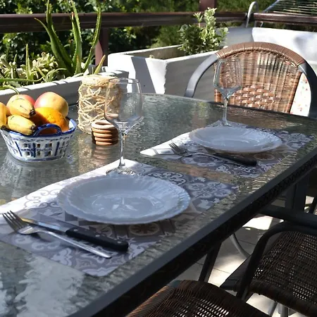 Evaliana Seaside Apartment